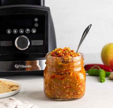 Spicy Pepper, Garlic, and Apple Relish