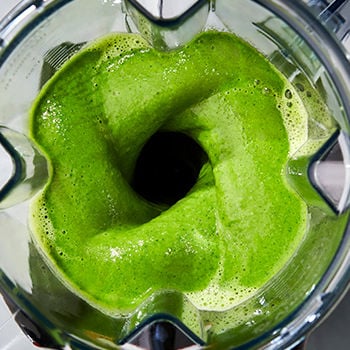 Green shoothie in blender