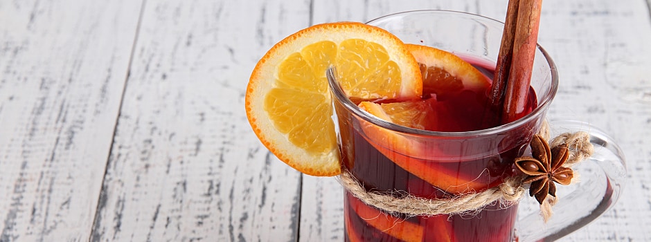 4 Ways to Warm up Winter Cocktails