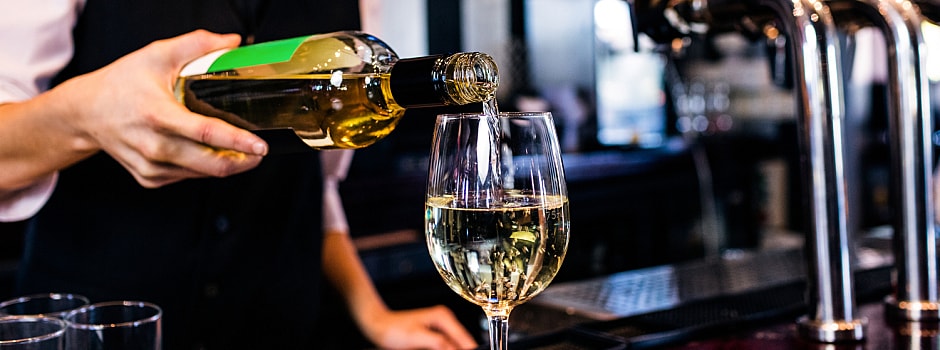 Do You Need a Liquor License at Your Restaurant?