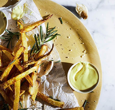 Garlic aioli with french fries