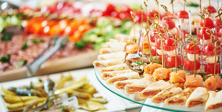 How to Add a Catering Business to Your Restaurant