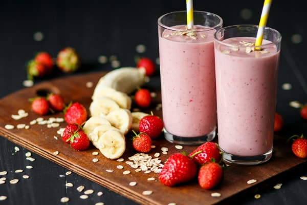 Strawberry Oatmeal Smoothie