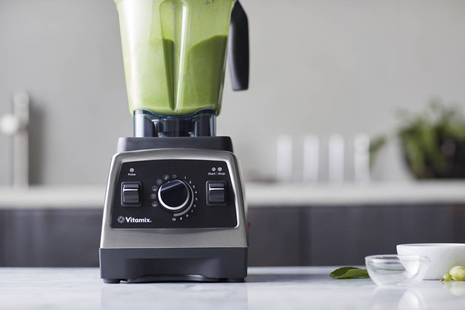 'going green'-smoothie in een mengbeker