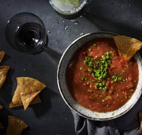 red salsa and chipes