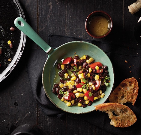 Receta de ensalada de frijoles negros, elote y cilantro | Vitamix