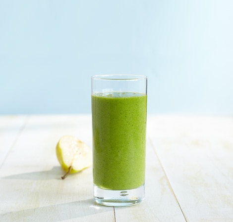 Kale and Pear Green Smoothie