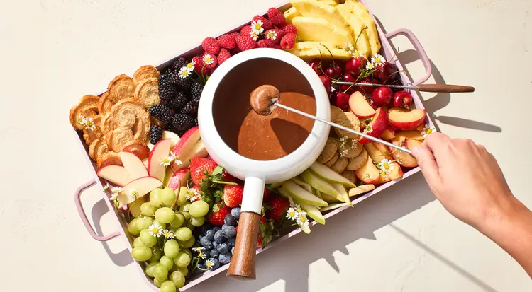 Plato de fondue de chocolate