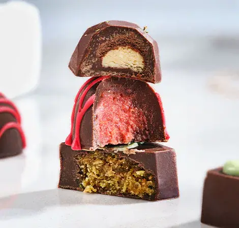 Relleno de crema de fresa y almendras
