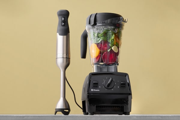 Blender Mastery: A Comprehensive Guide on How to Use a Blender