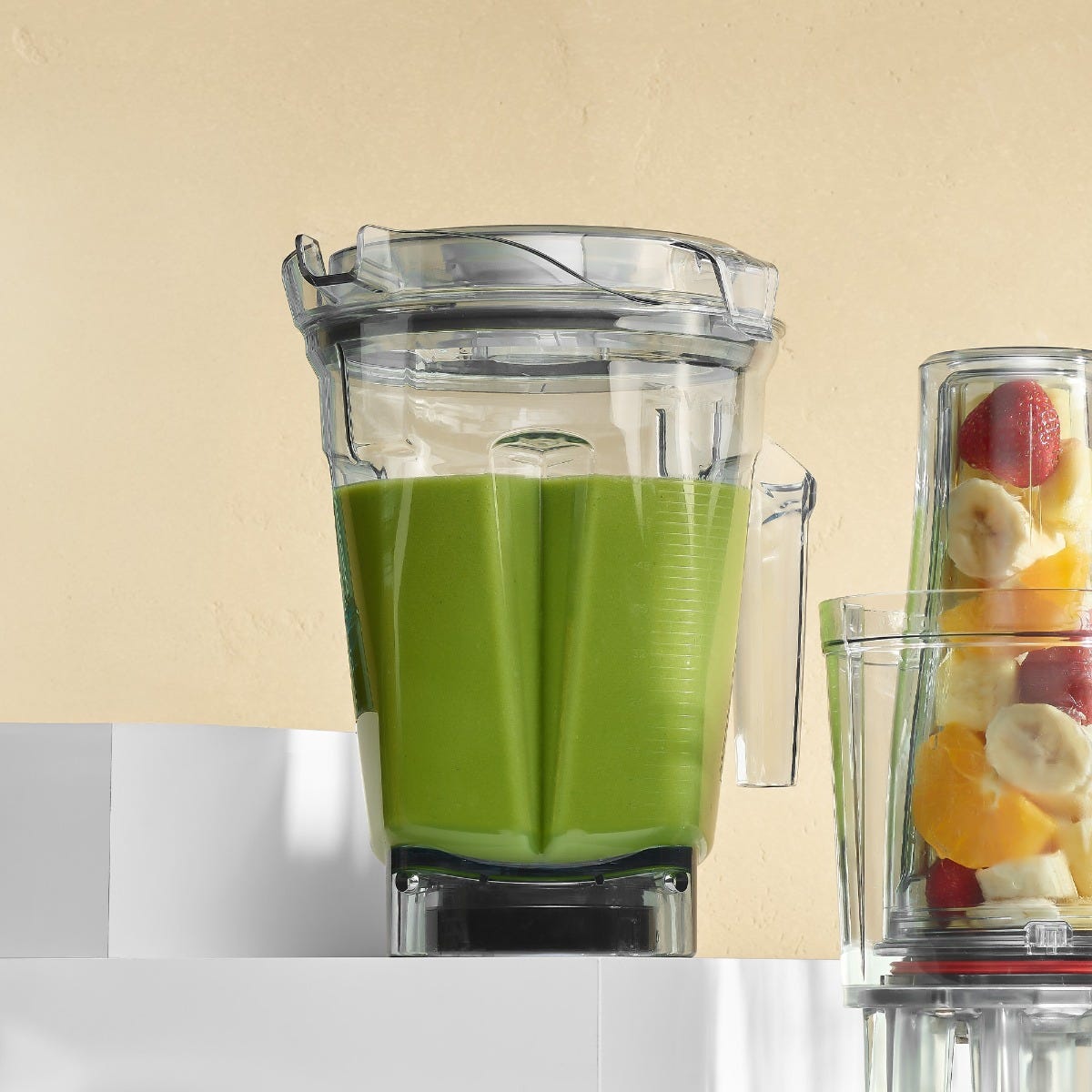 Low-Profile 64-ounce Container with SELF-DETECT - Blender Containers