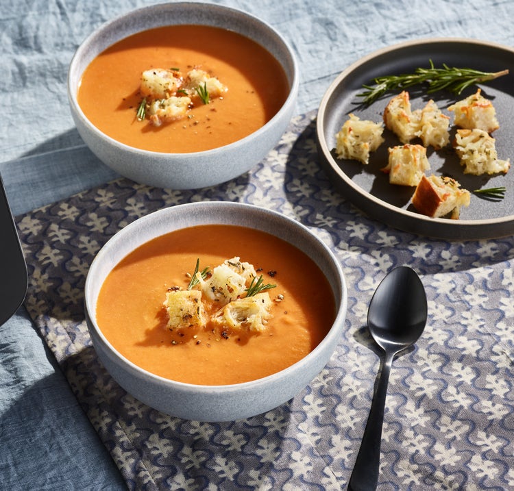 Tuscan Tomato White Bean Soup